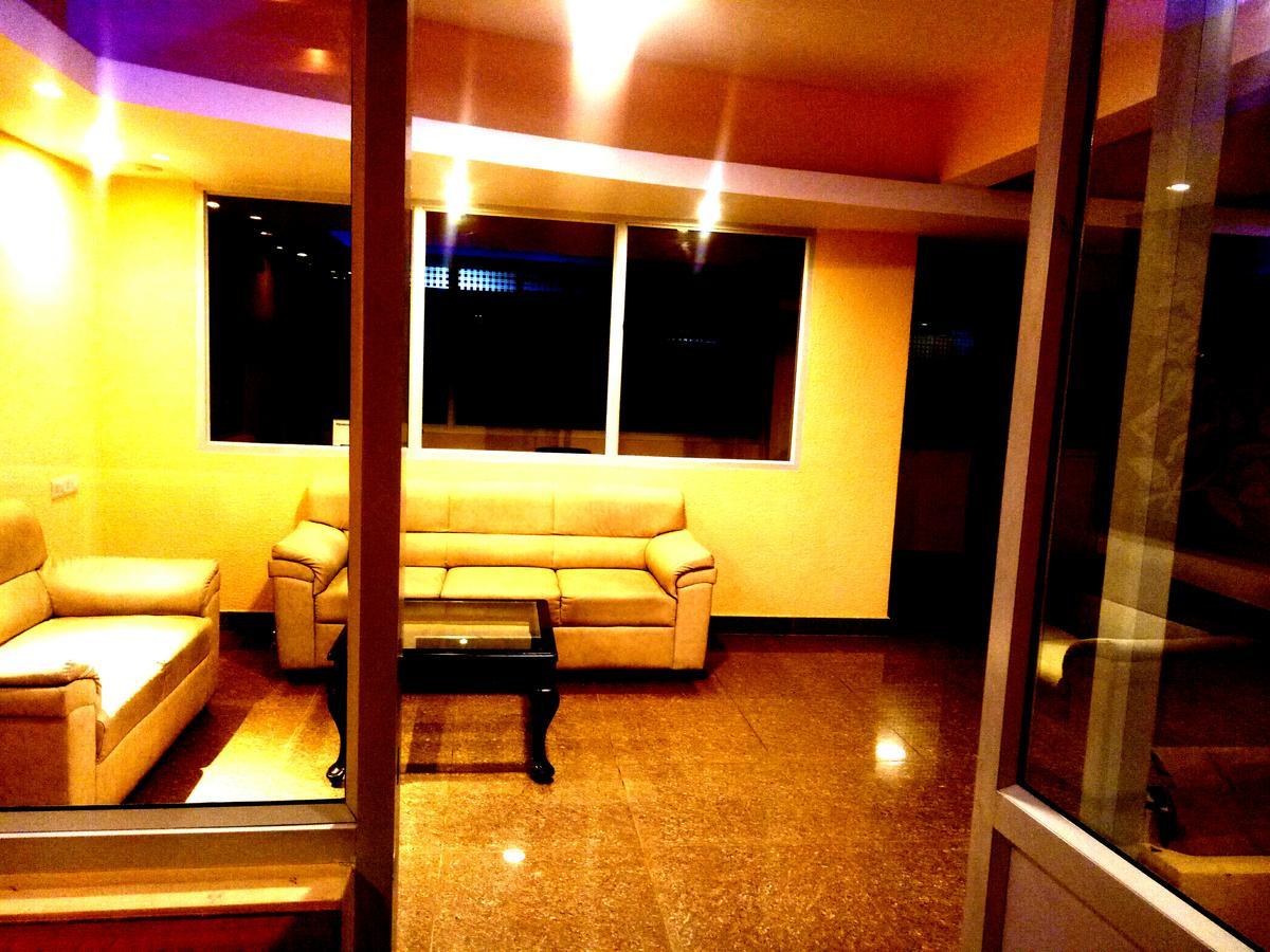 Arra Suites Kempegowda Airport Hotel Бенґалуру Екстер'єр фото