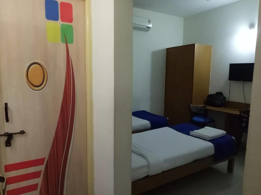 Arra Suites Kempegowda Airport Hotel Бенґалуру Екстер'єр фото
